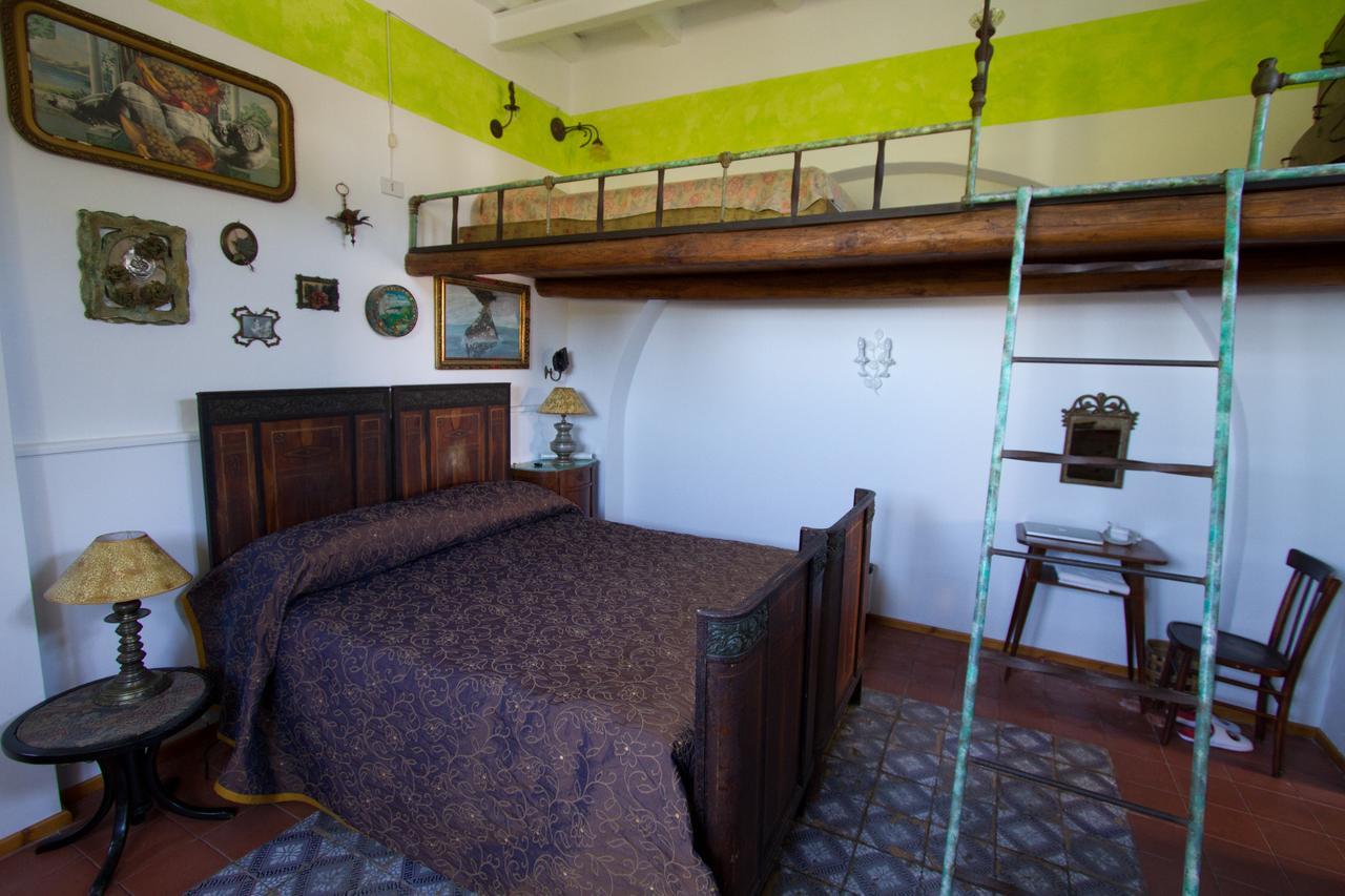 La Locanda Del Barbablu Stromboli Buitenkant foto